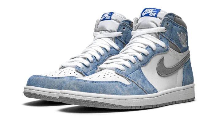 Air Jordan 1 High Hyper Royal