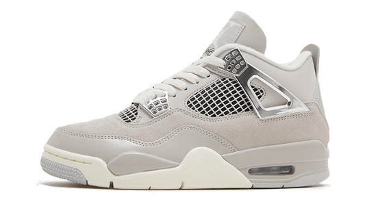 Air Jordan 4 Frozen Moments